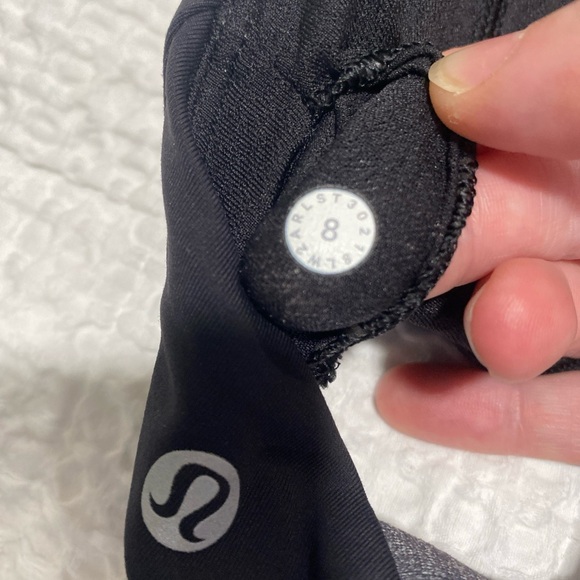 SOLD Lululemon free to be serene high neck size 8 black & heathered gray - Picture 7 of 8